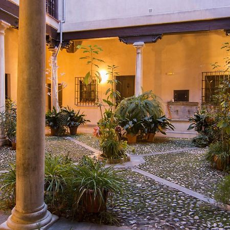 Апартаменты Magic Alhambra Retreat Гранада Экстерьер фото